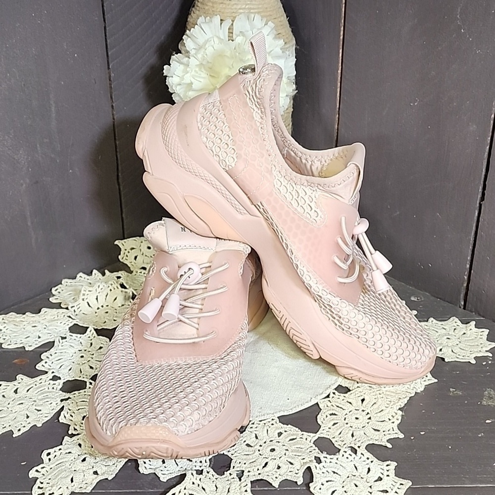 STEVE MADDEN Milo Size 7